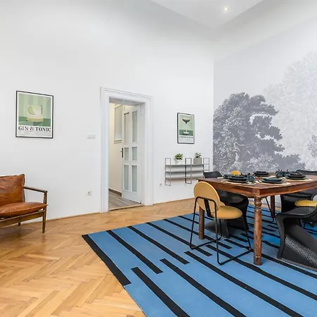 Center With Balcony Appartement Budapest